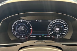 harmaa Volkswagen Passat 2019 kuva 14.