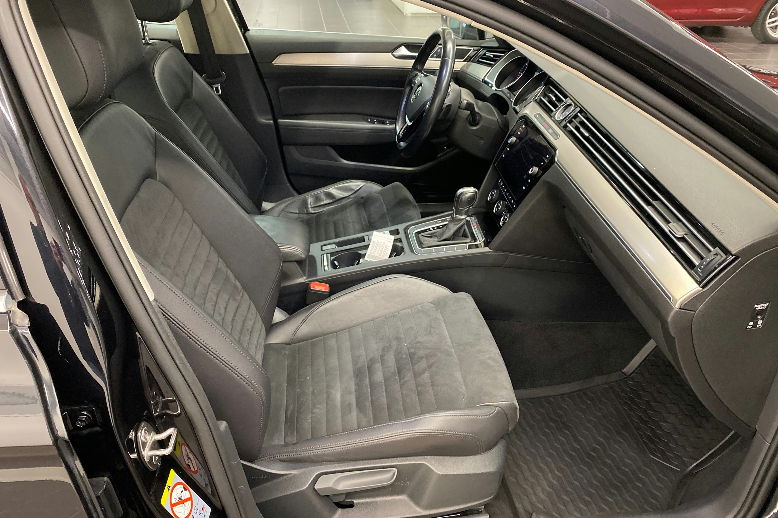 Volkswagen Passat 2019 kuva 19.