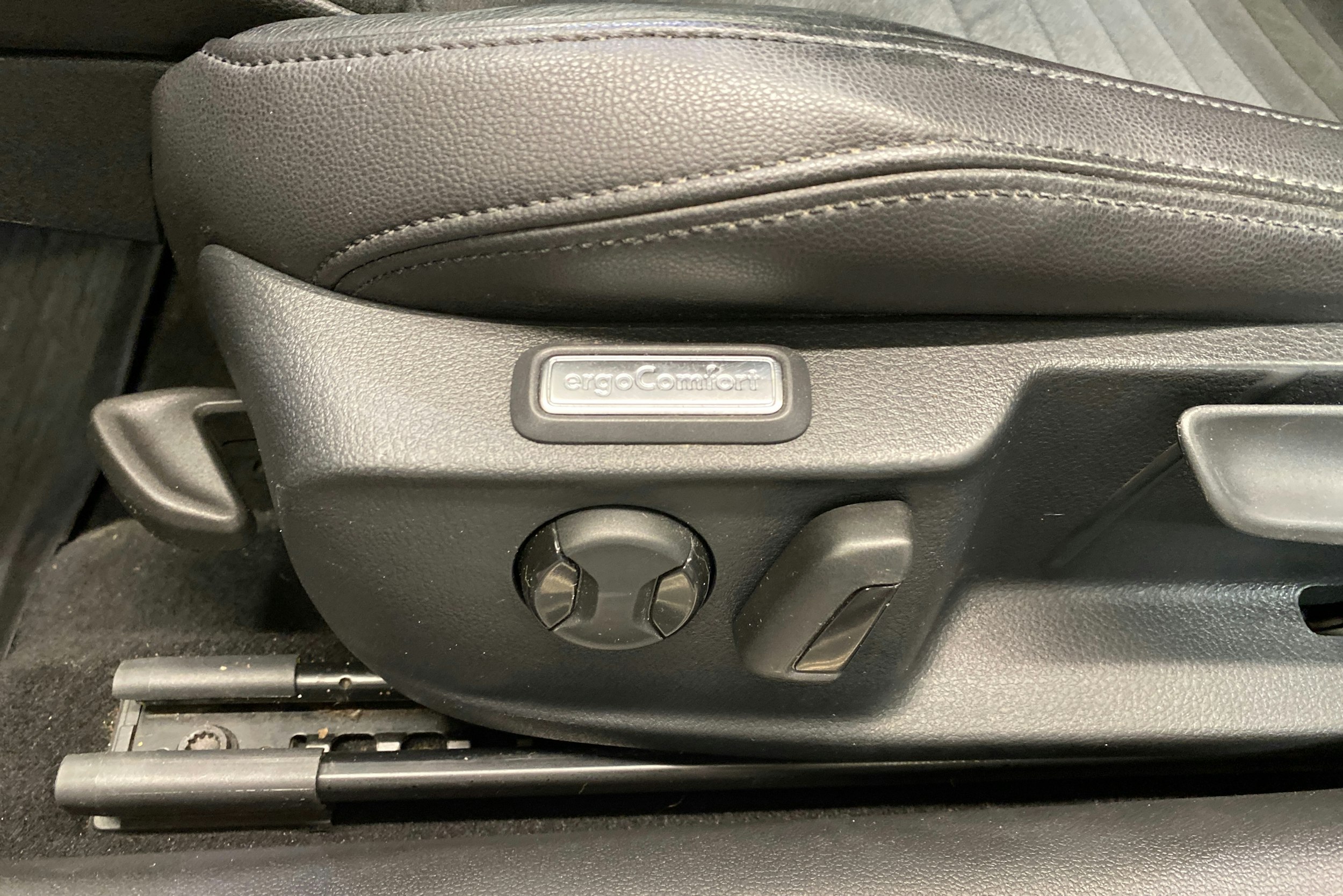 Volkswagen Passat 2019 kuva 20.