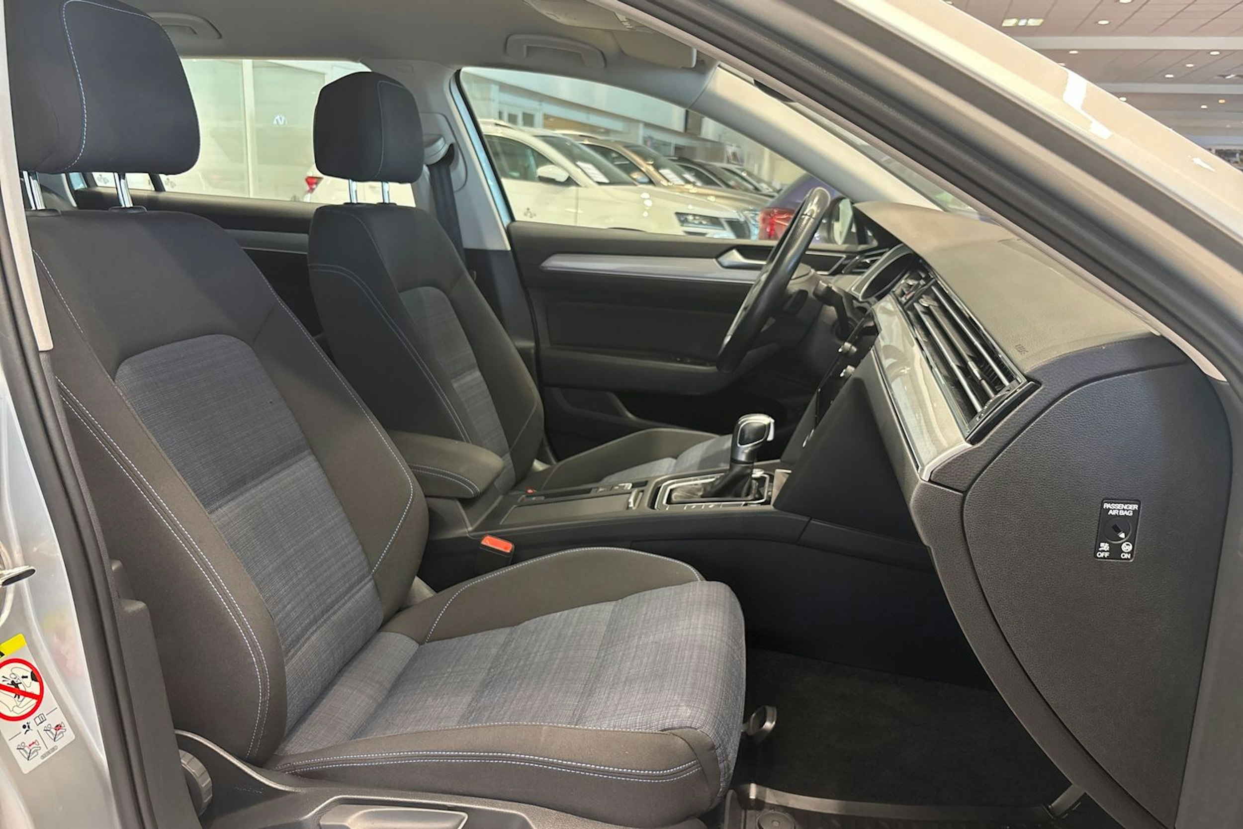 Hopea Volkswagen PASSAT 2019 kuva 29.