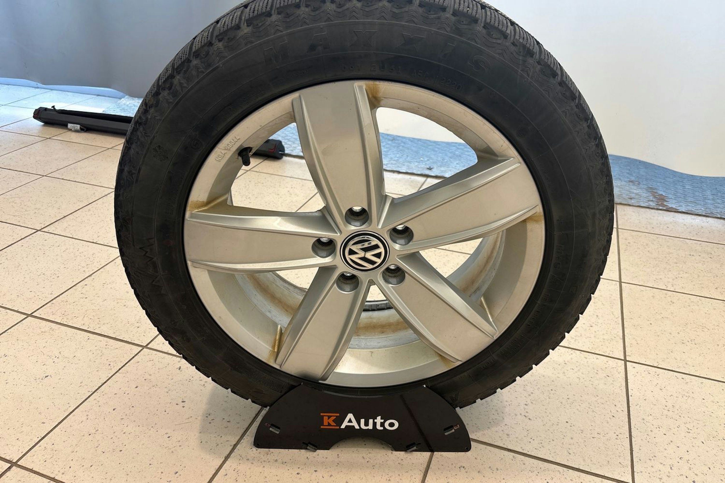 Hopea Volkswagen PASSAT 2019 kuva 31.