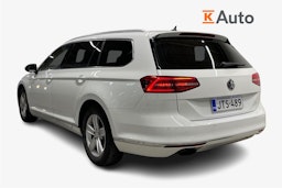 valkoinen Volkswagen Passat 2019 kuva 2.