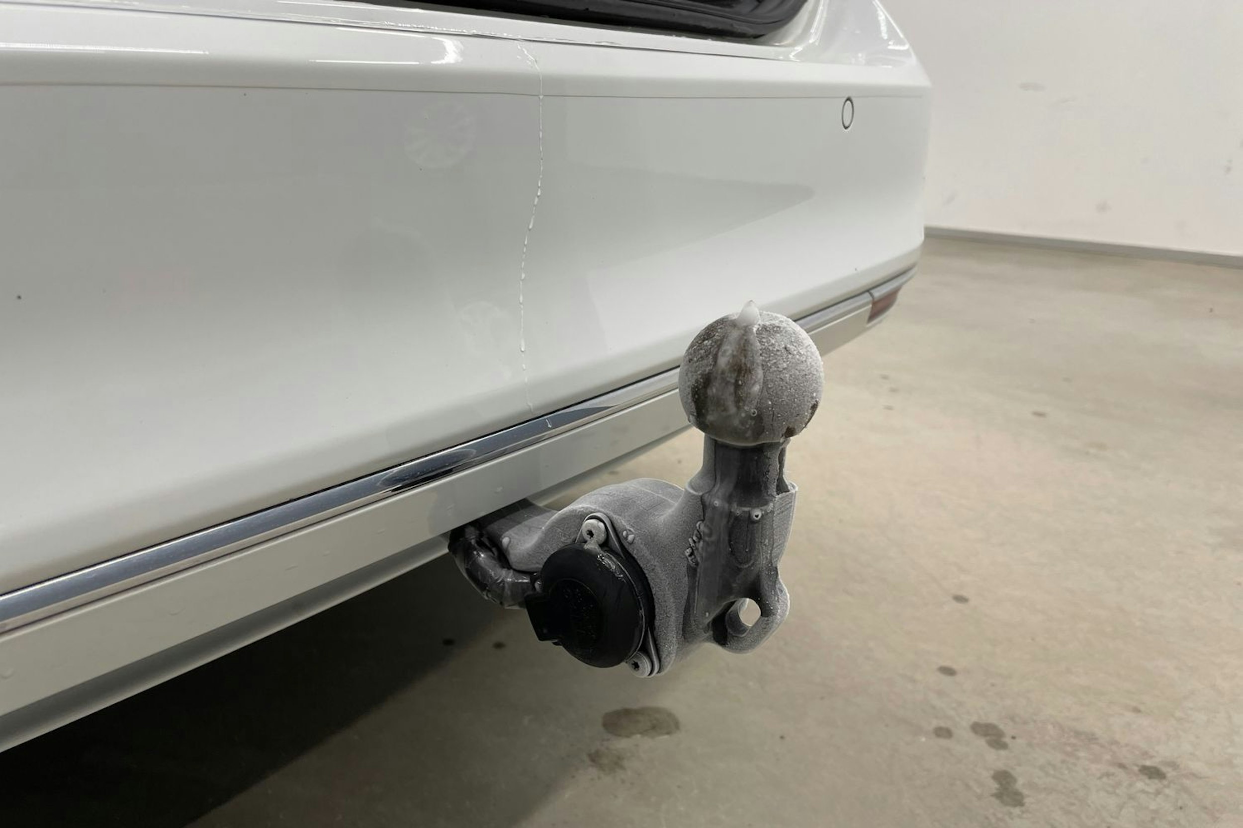 valkoinen Volkswagen Passat 2019 kuva 26.