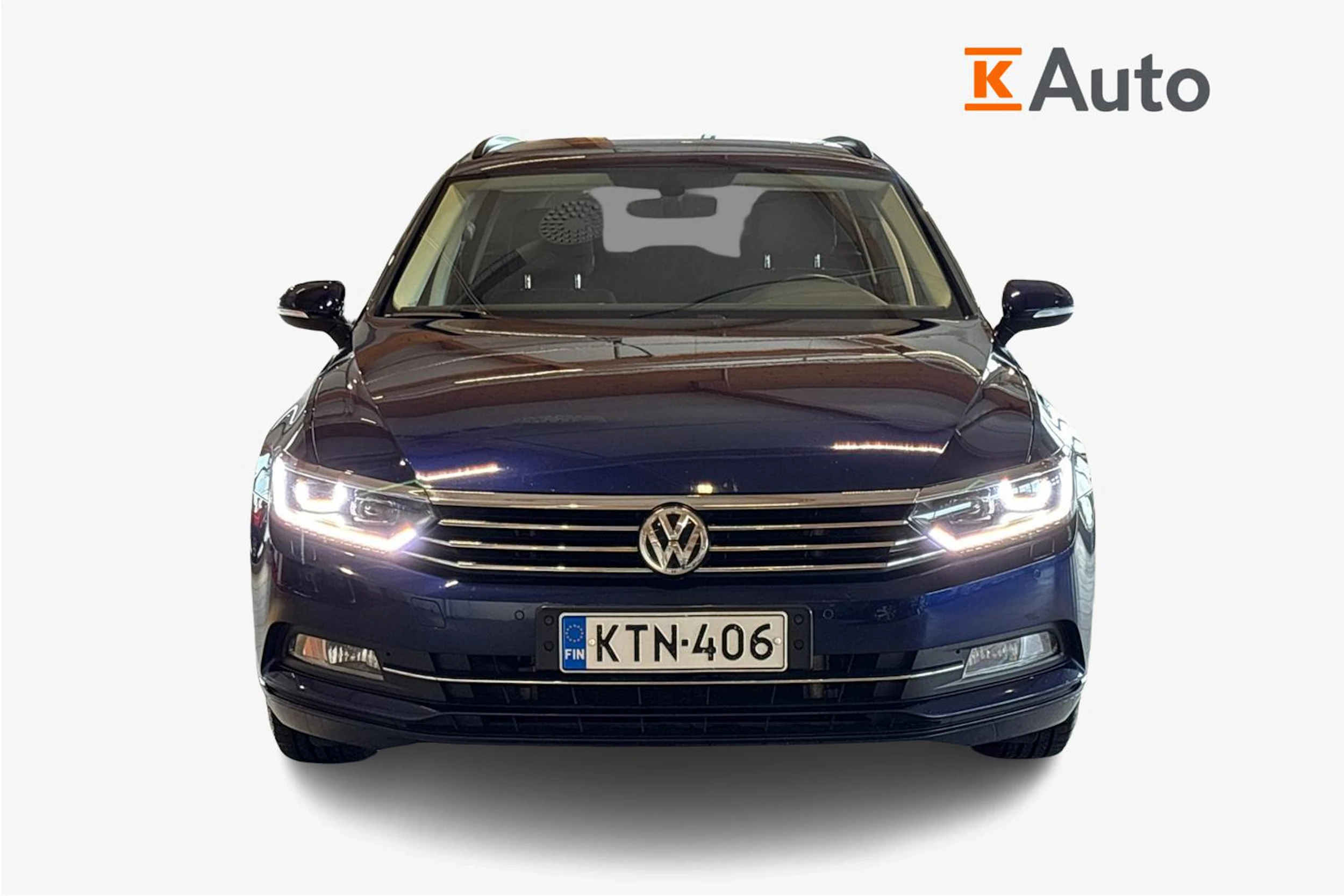 sininen Volkswagen Passat 2019 kuva 4.