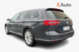 harmaa Volkswagen Passat 2019 kuva 2.