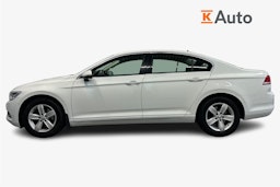 valkoinen Volkswagen Passat 2019 kuva 6.