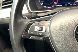 Valkoinen Volkswagen PASSAT 2019 kuva 19.