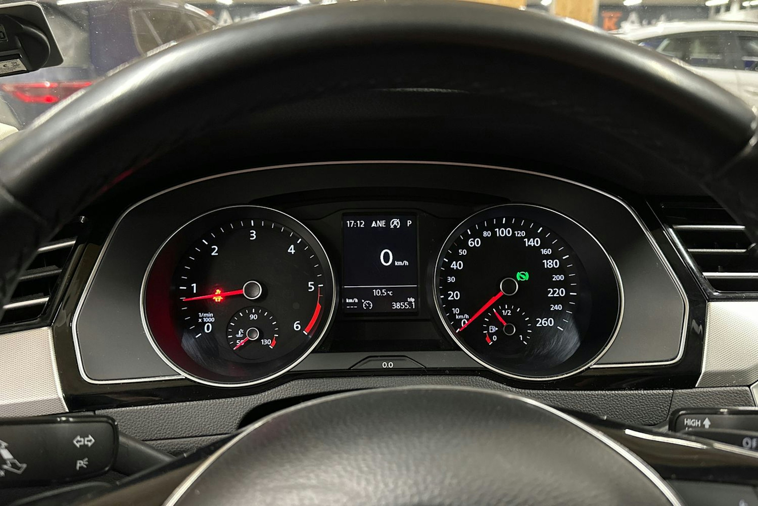 musta Volkswagen Passat 2019 kuva 25.