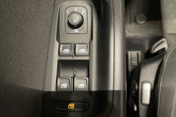 sininen Volkswagen Passat 2019 kuva 30.