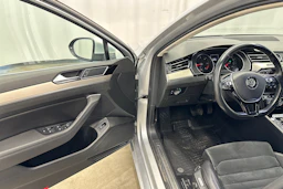 hopea Volkswagen Passat 2019 kuva 15.