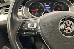 hopea Volkswagen Passat 2019 kuva 17.