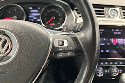 hopea Volkswagen Passat 2019 kuva 18.