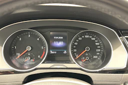 hopea Volkswagen Passat 2019 kuva 20.
