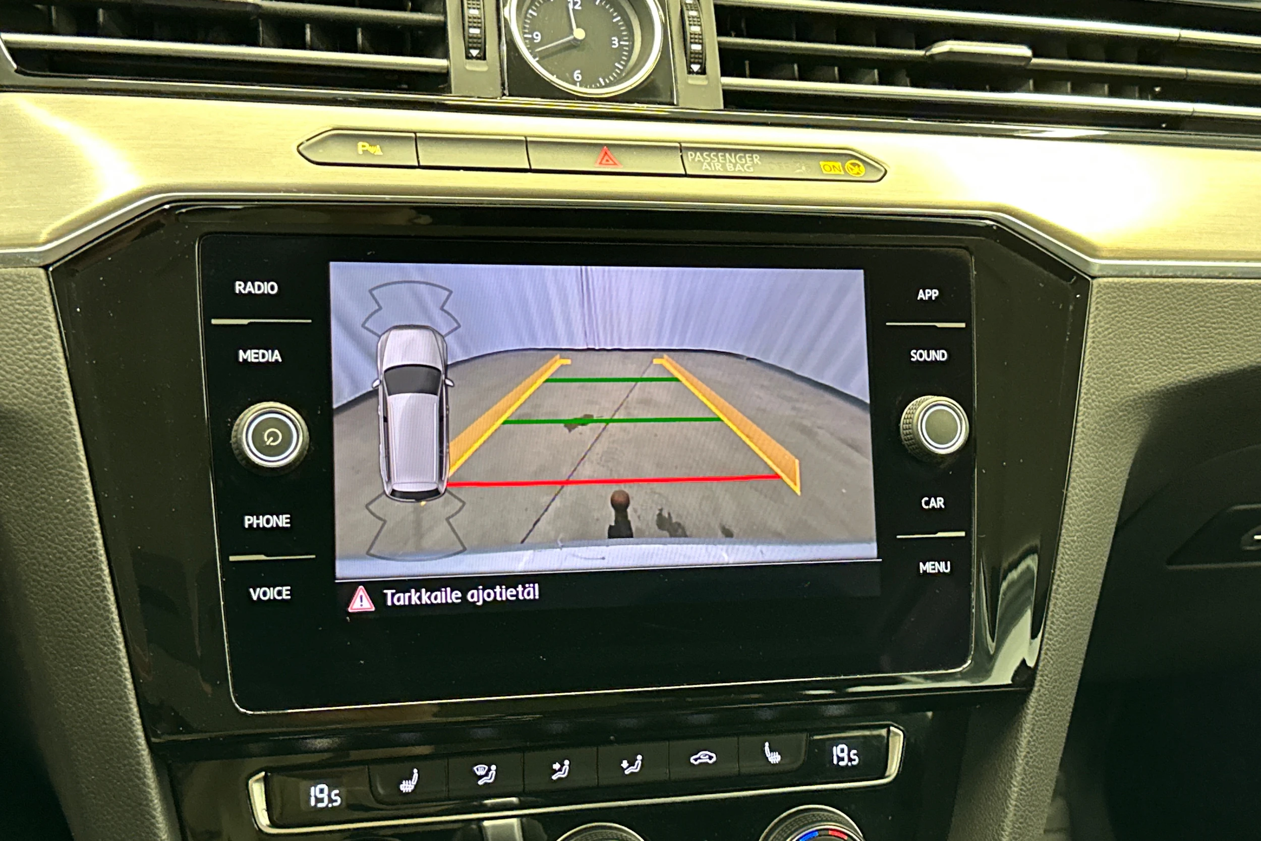 hopea Volkswagen Passat 2019 kuva 23.
