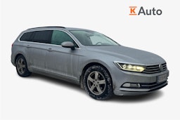 sininen Volkswagen Passat 2019 kuva 1.