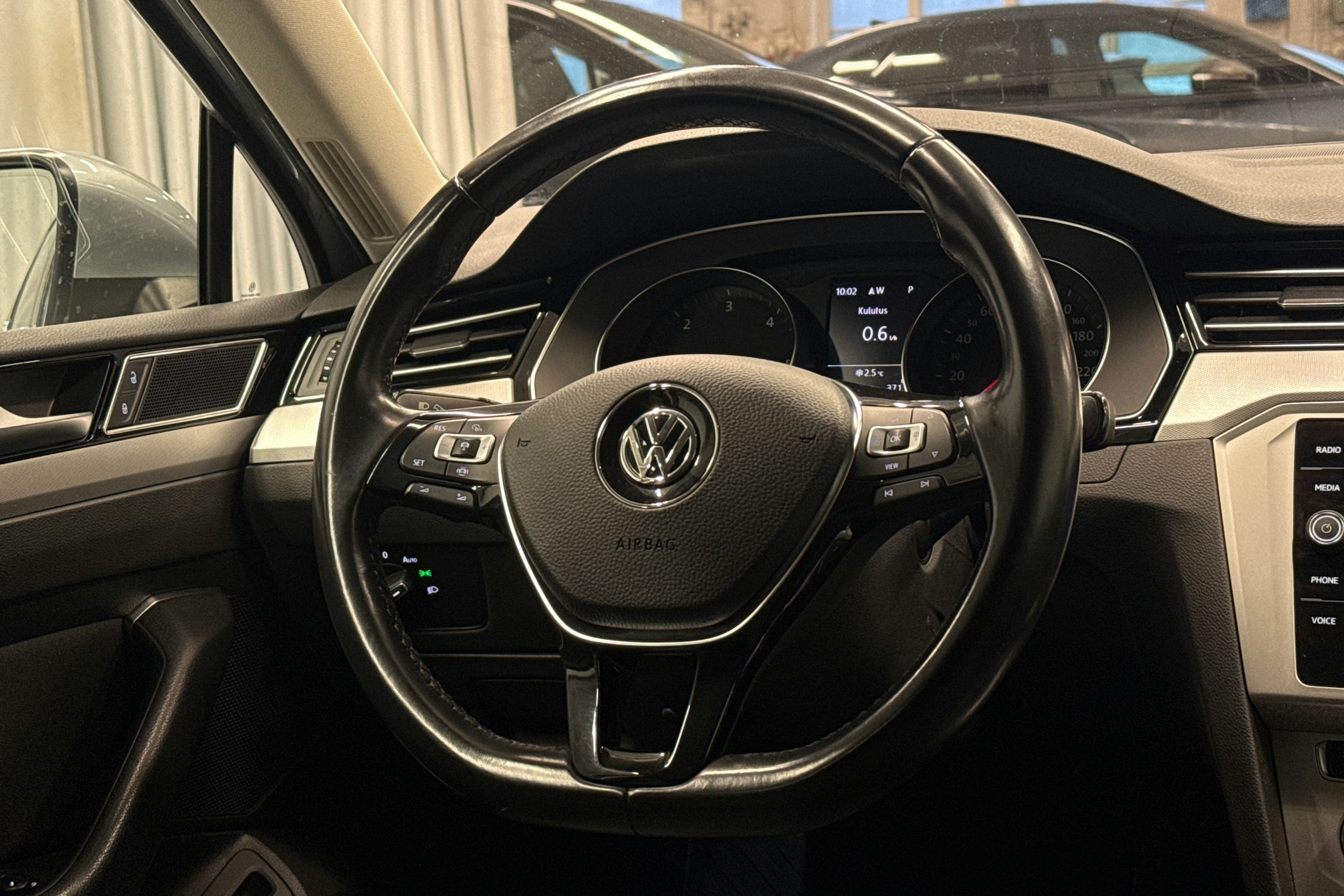 hopea Volkswagen Passat 2019 kuva 11.