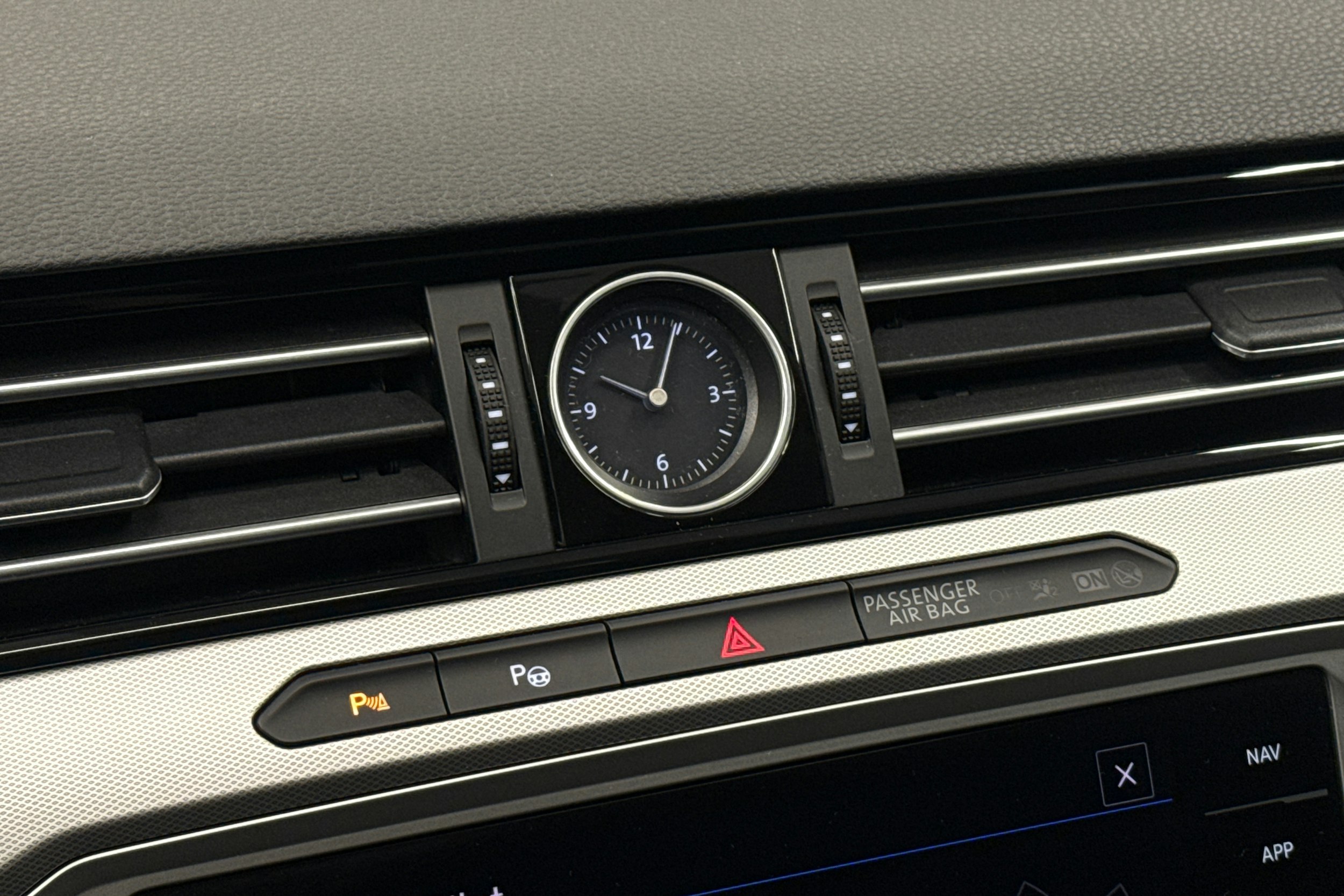 hopea Volkswagen Passat 2019 kuva 17.