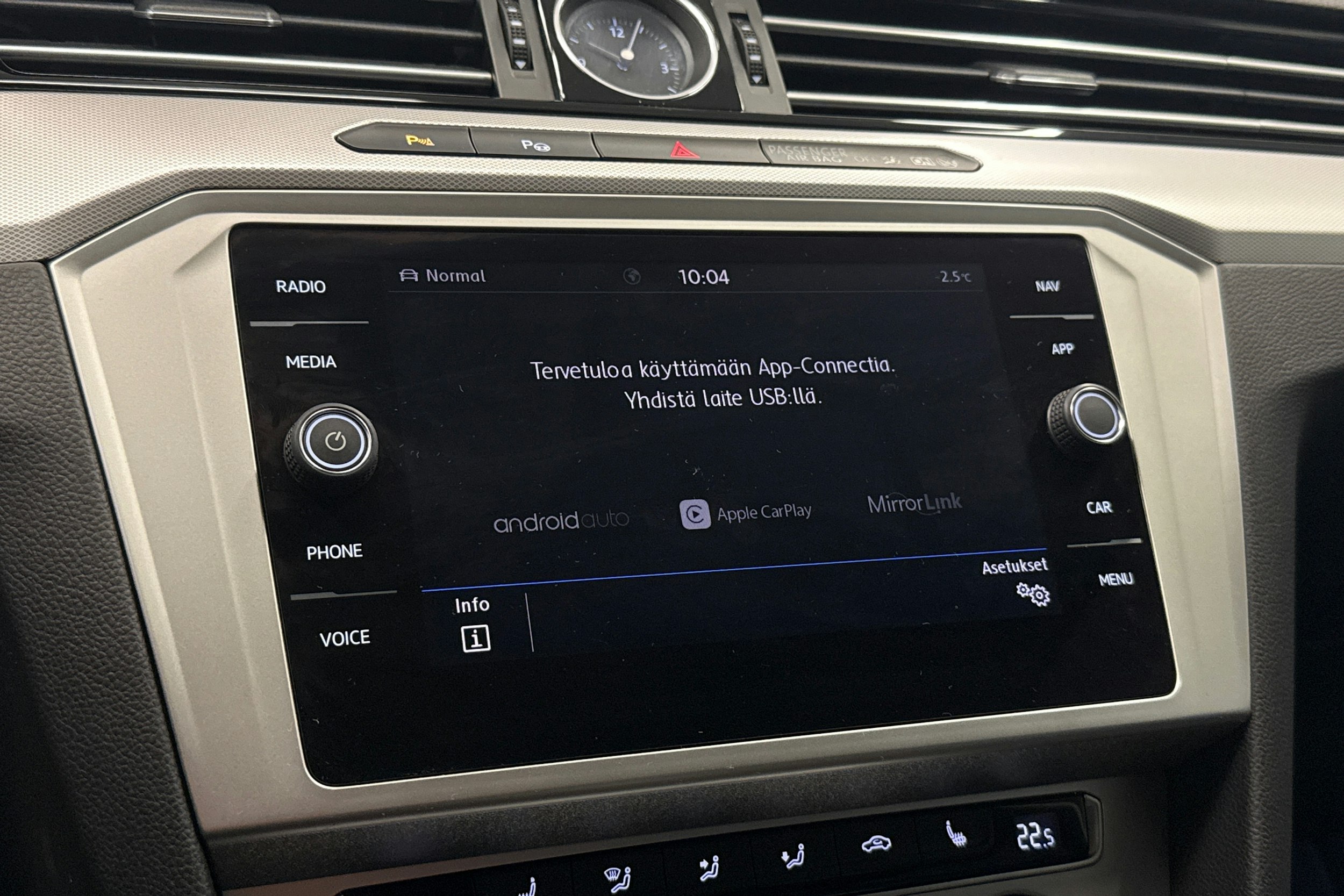 hopea Volkswagen Passat 2019 kuva 18.