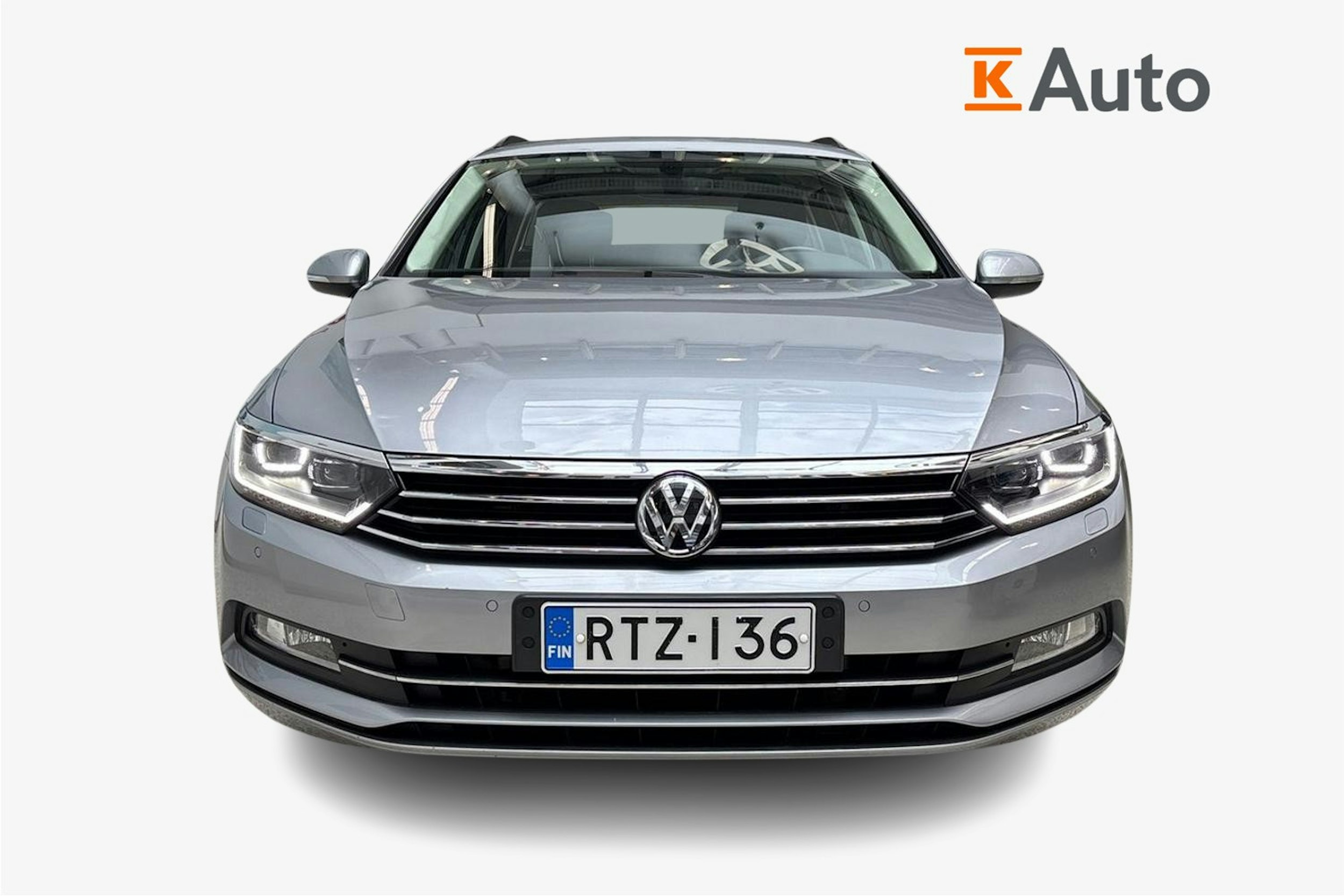 sininen Volkswagen Passat 2019 kuva 5.