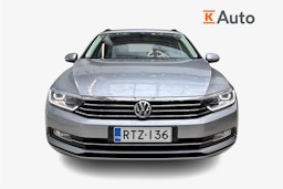 sininen Volkswagen Passat 2019 kuva 5.