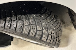 valkoinen Volkswagen Passat 2019 kuva 13.