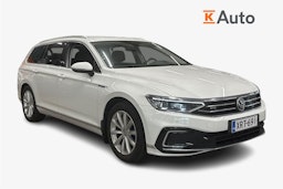 valkoinen Volkswagen Passat 2019 kuva 1.