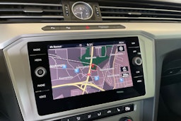 harmaa Volkswagen Passat 2019 kuva 15.