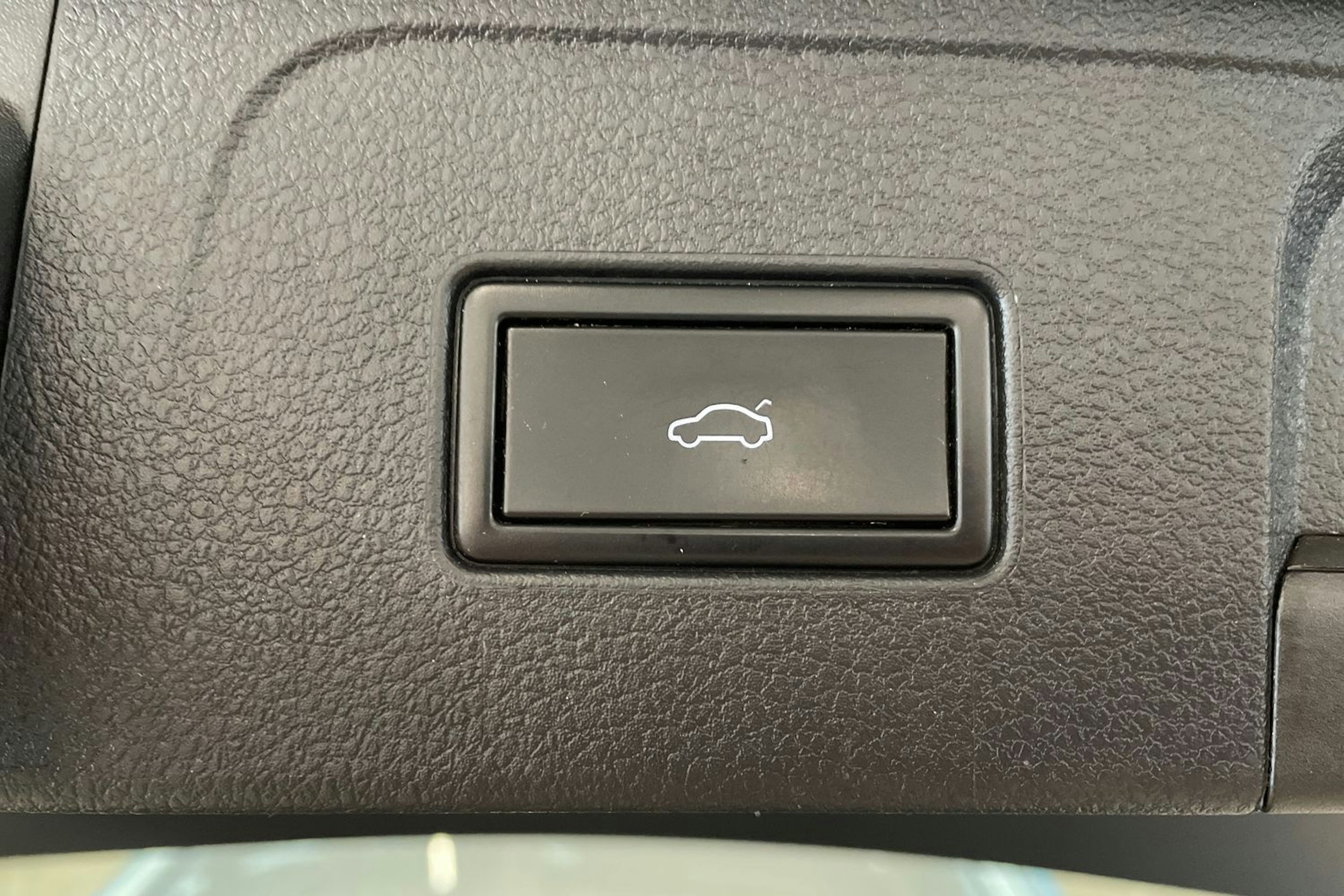 sininen Volkswagen Passat 2019 kuva 35.