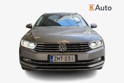 sininen Volkswagen Passat 2019 kuva 5.