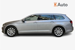 sininen Volkswagen Passat 2019 kuva 6.