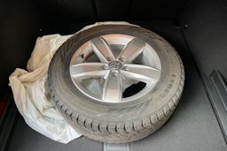 sininen Volkswagen Passat 2019 kuva 29.