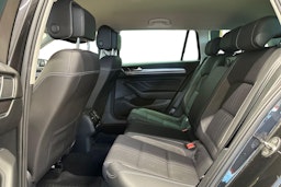 harmaa Volkswagen Passat 2020 kuva 12.