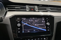 harmaa Volkswagen Passat 2020 kuva 20.