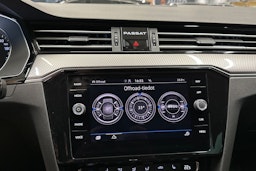harmaa Volkswagen Passat 2020 kuva 23.