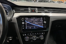 harmaa Volkswagen Passat 2020 kuva 24.