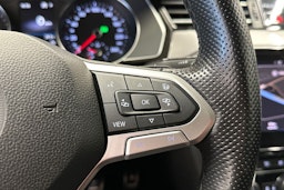 harmaa Volkswagen Passat 2020 kuva 30.
