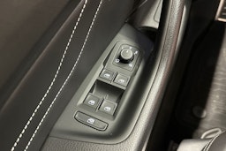 harmaa Volkswagen Passat 2020 kuva 32.