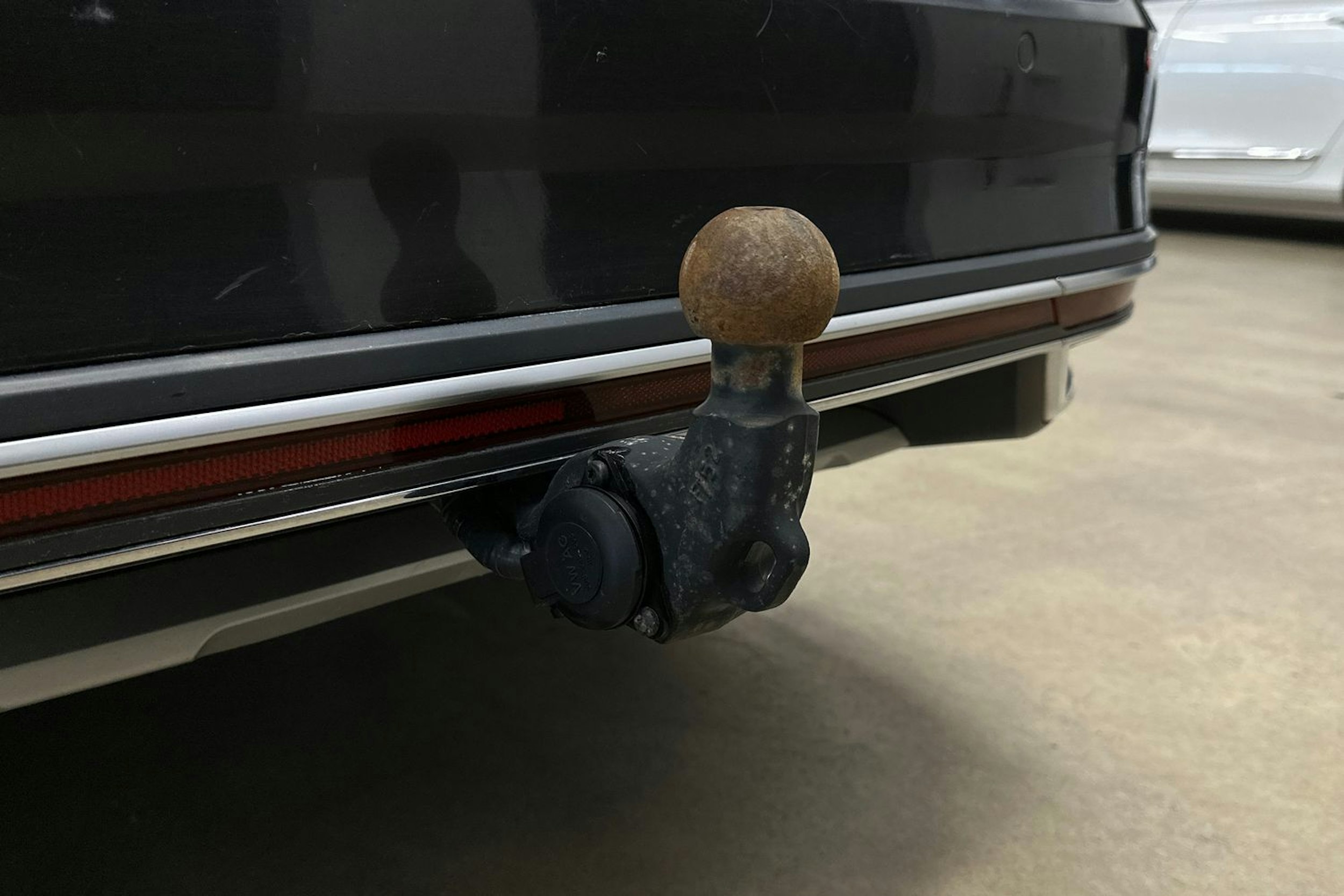 harmaa Volkswagen Passat 2020 kuva 35.
