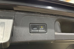 harmaa Volkswagen Passat 2020 kuva 36.