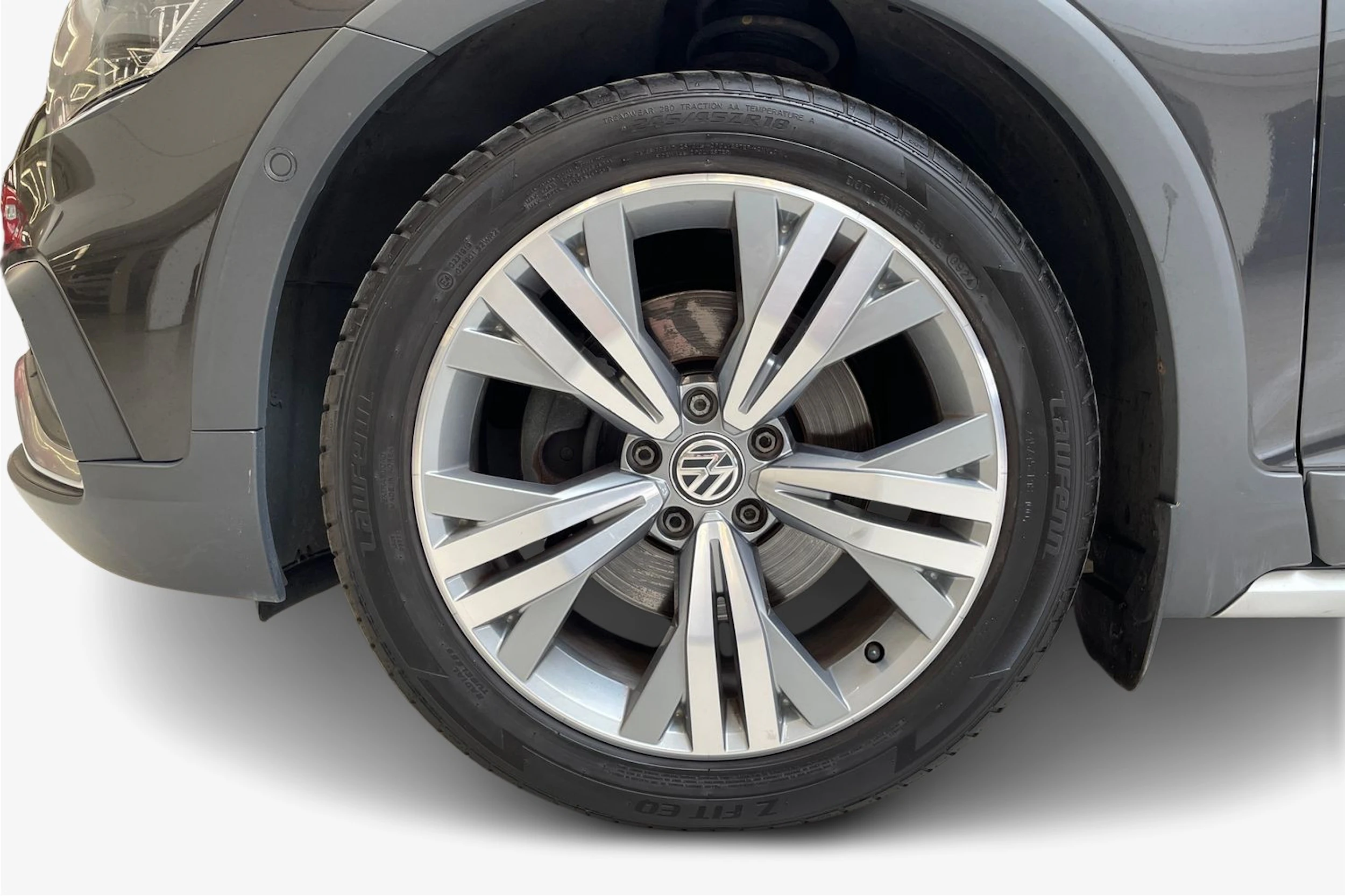 met. harmaa Volkswagen Passat 2020 kuva 9.