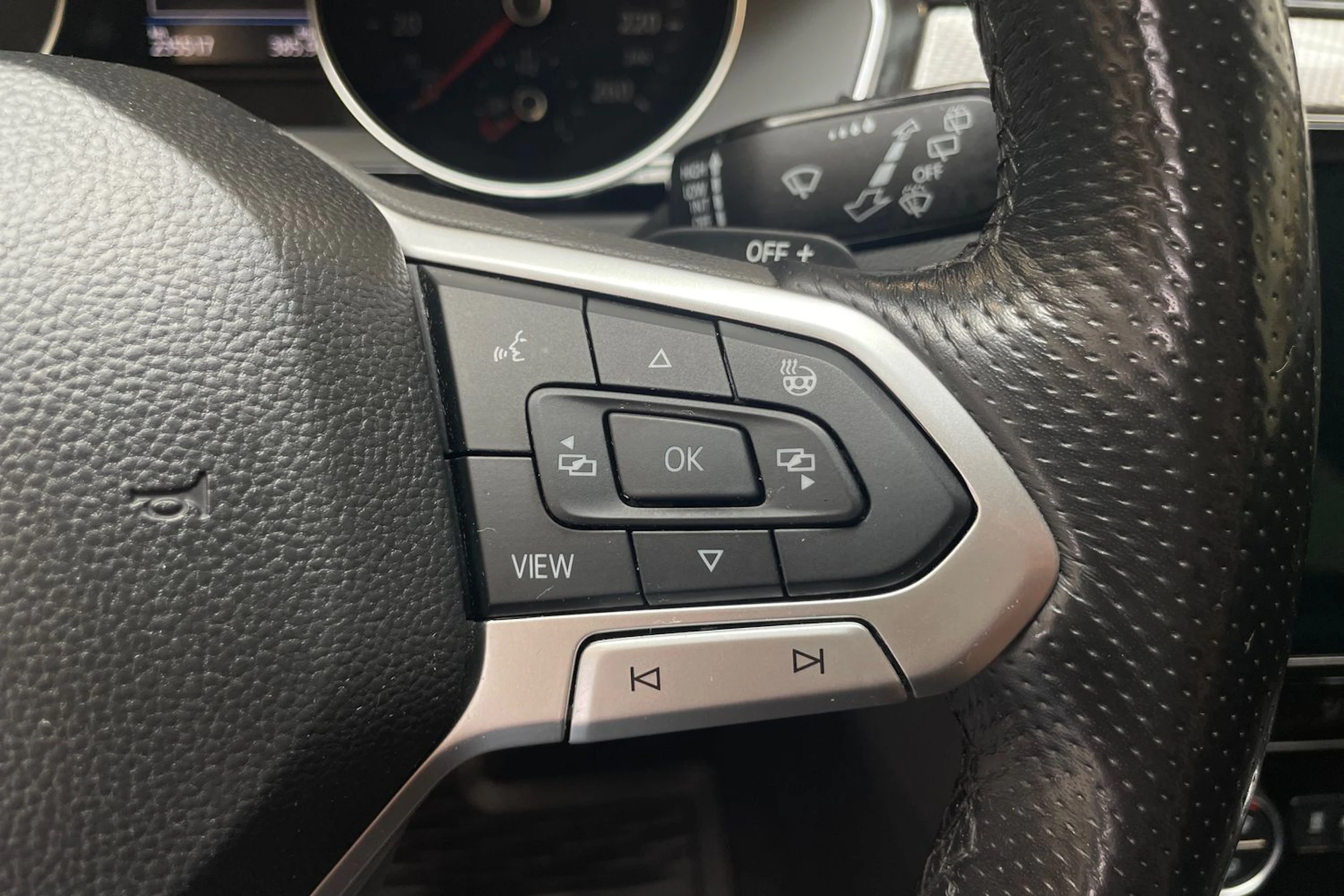 met. harmaa Volkswagen Passat 2020 kuva 16.