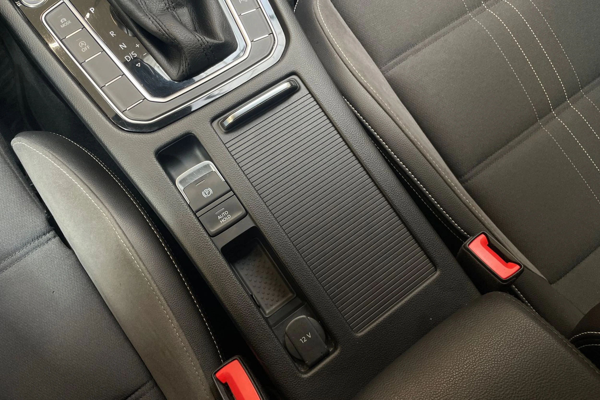 met. harmaa Volkswagen Passat 2020 kuva 26.
