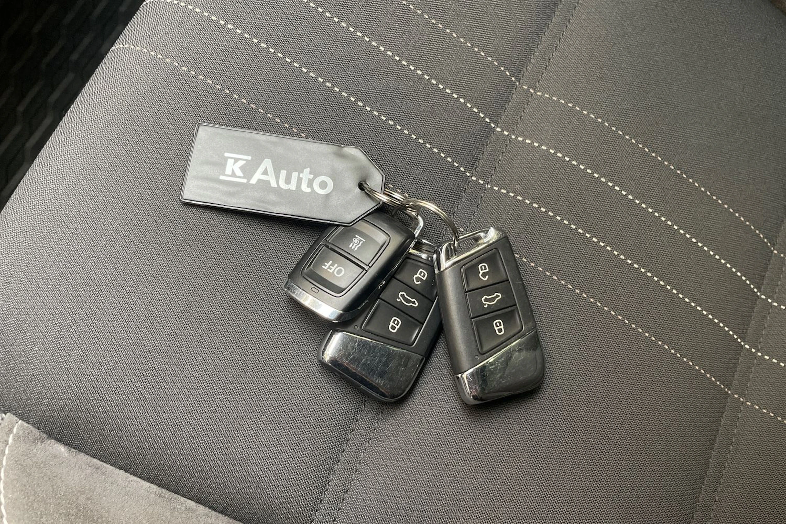 met. harmaa Volkswagen Passat 2020 kuva 30.