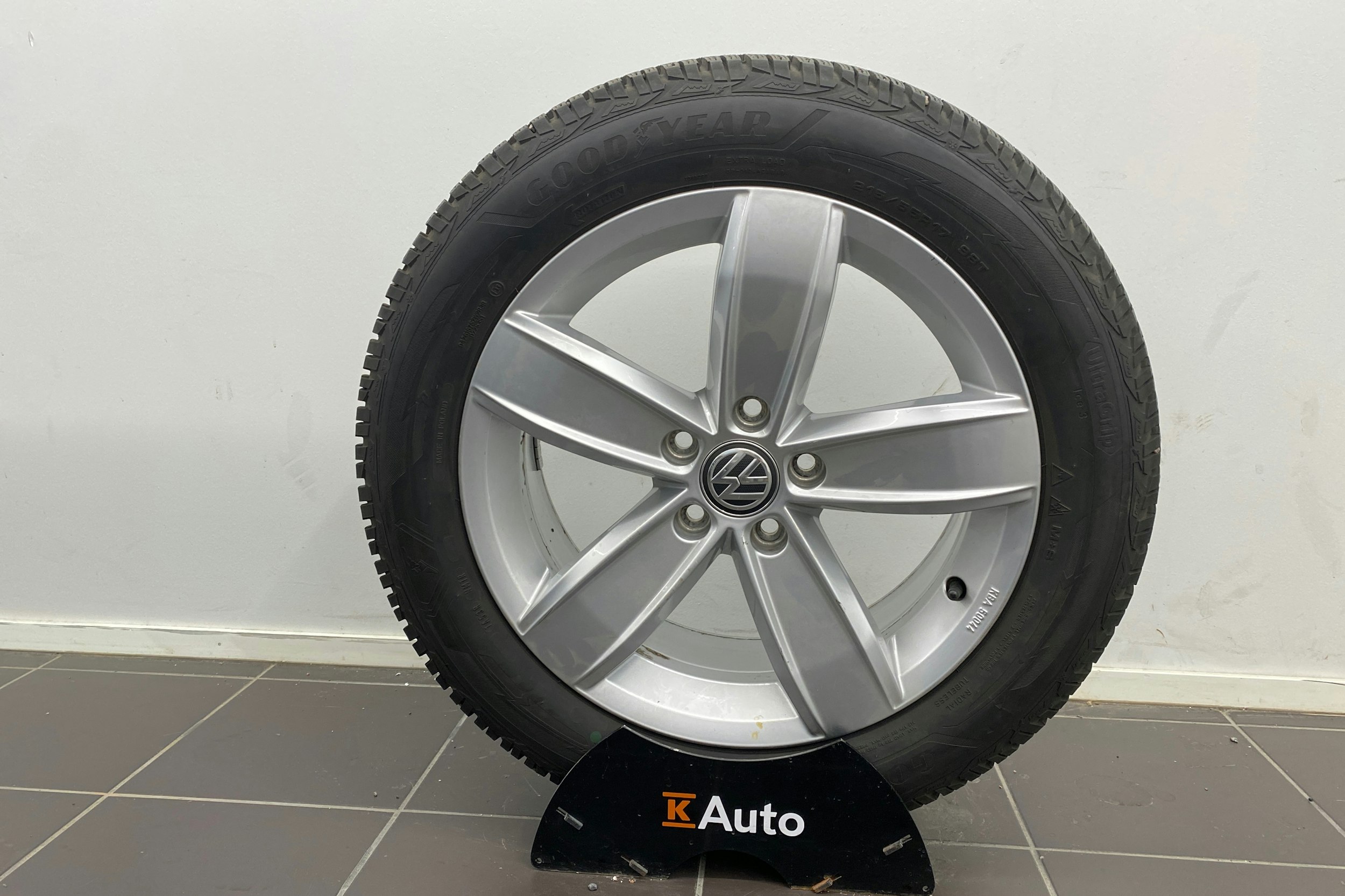 met. sininen Volkswagen Passat 2020 kuva 14.