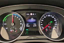 met. sininen Volkswagen Passat 2020 kuva 16.