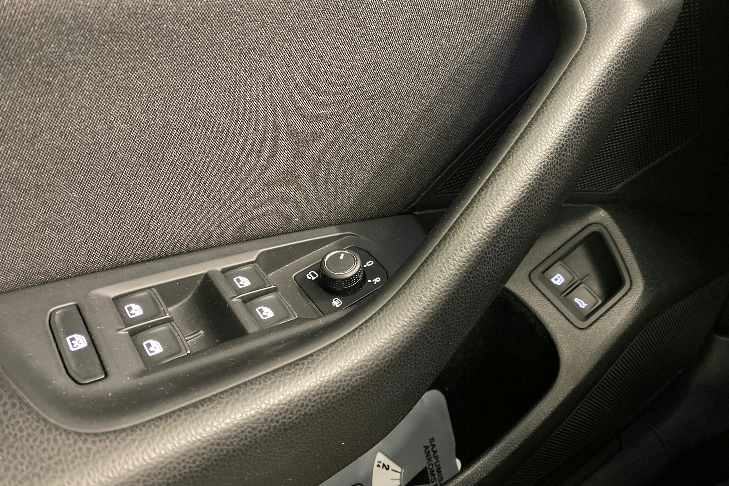 met. sininen Volkswagen Passat 2020 kuva 19.