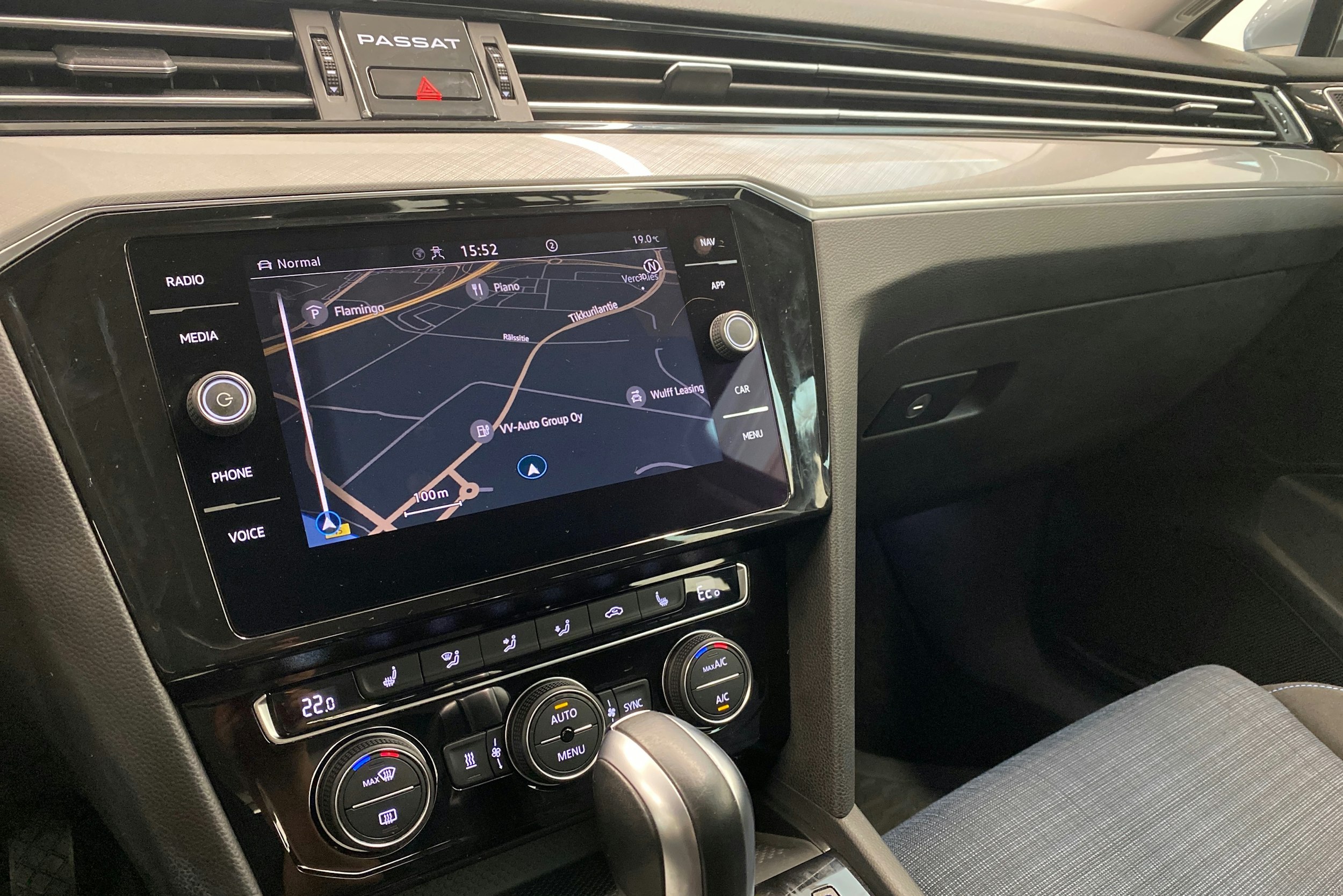met. sininen Volkswagen Passat 2020 kuva 21.