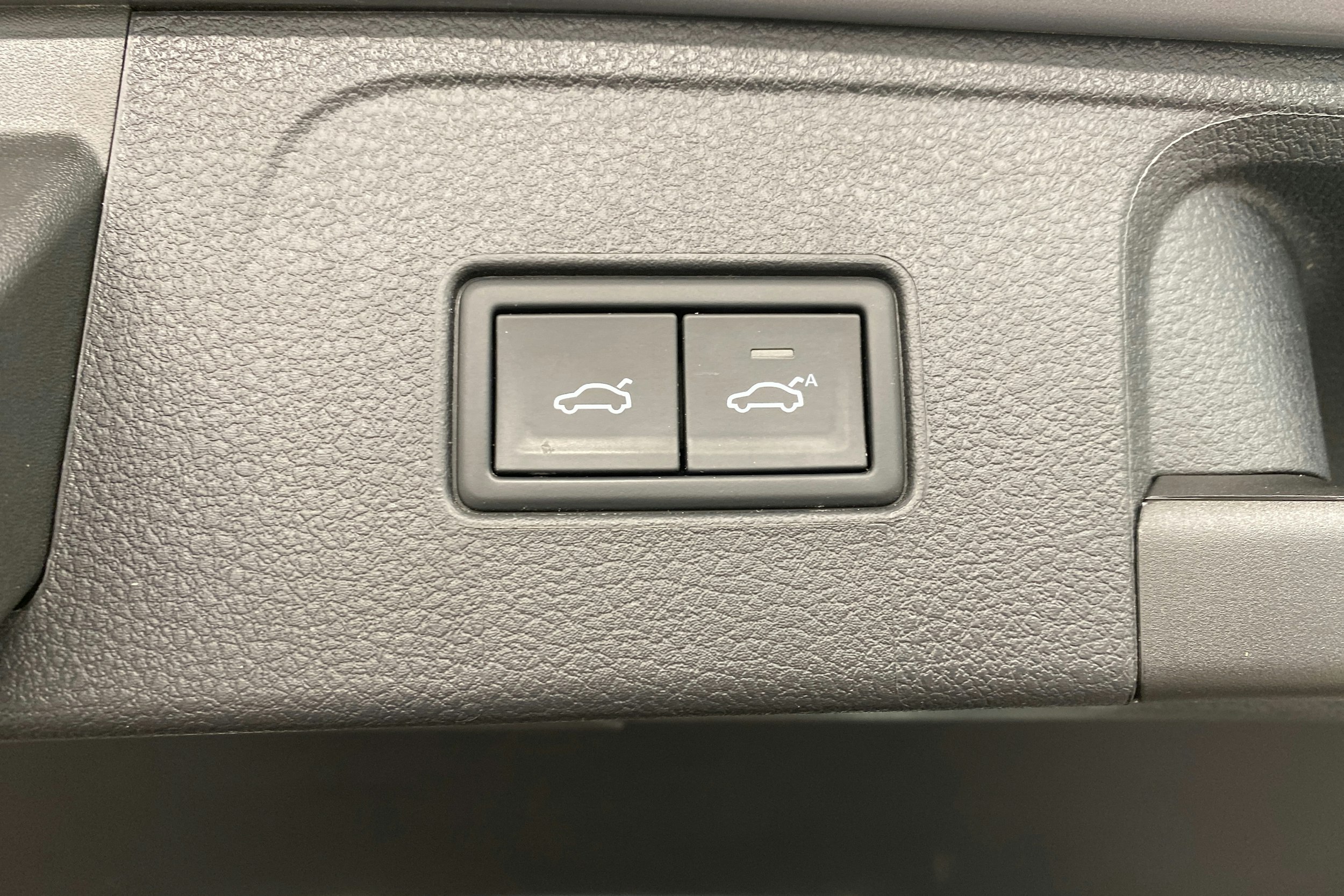 met. sininen Volkswagen Passat 2020 kuva 34.
