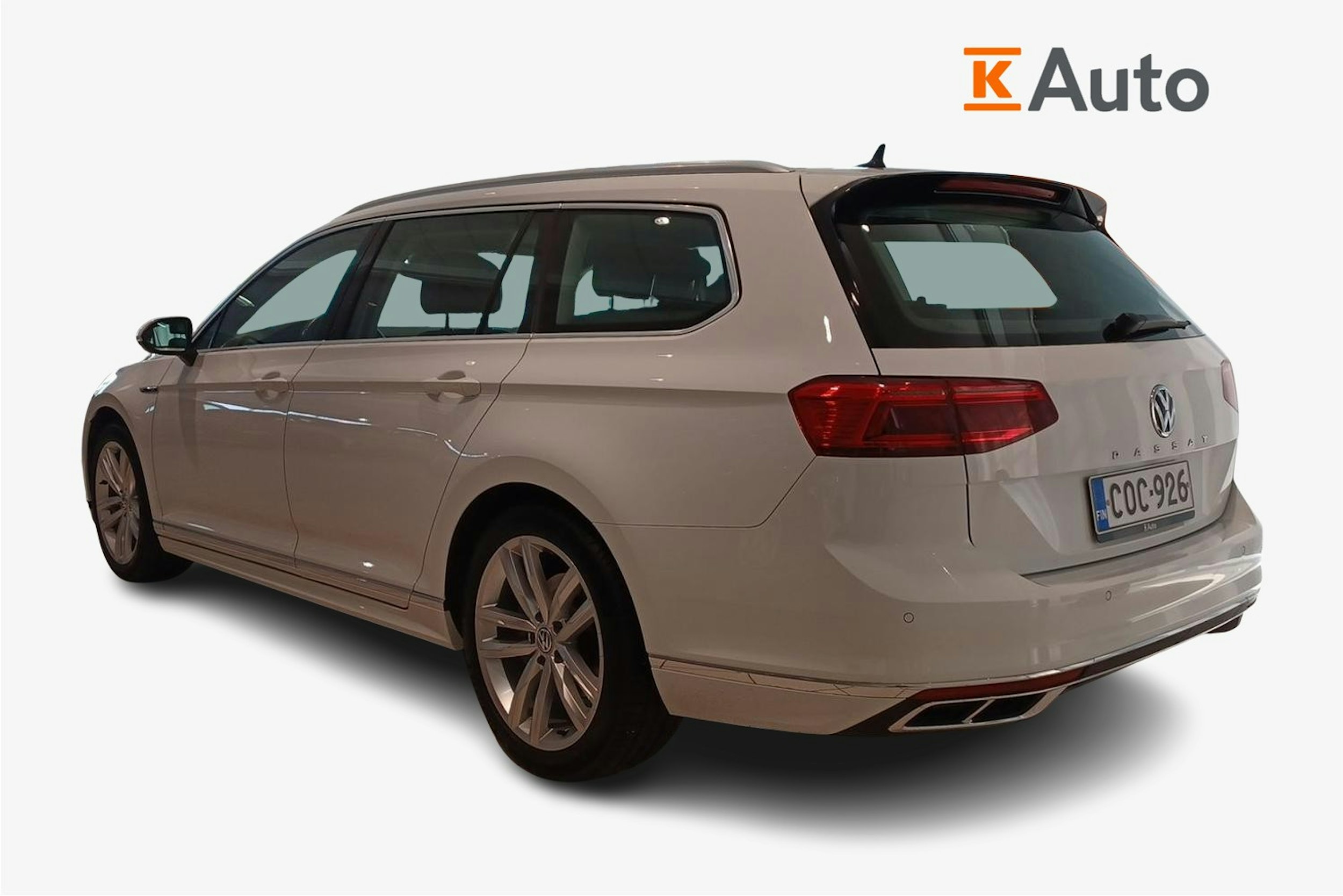 Valkoinen Volkswagen PASSAT 2020 kuva 2.