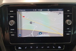 Valkoinen Volkswagen PASSAT 2020 kuva 20.